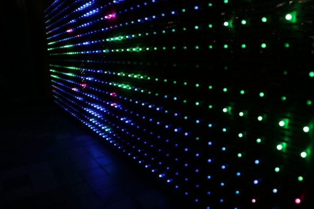 Dj стол в Украине