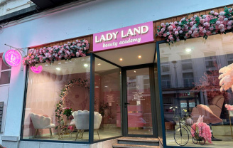 Световой композитный короб с объемными буквами- Lady Land