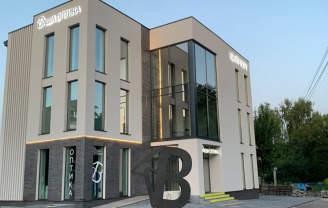 Вивіски на будівлі